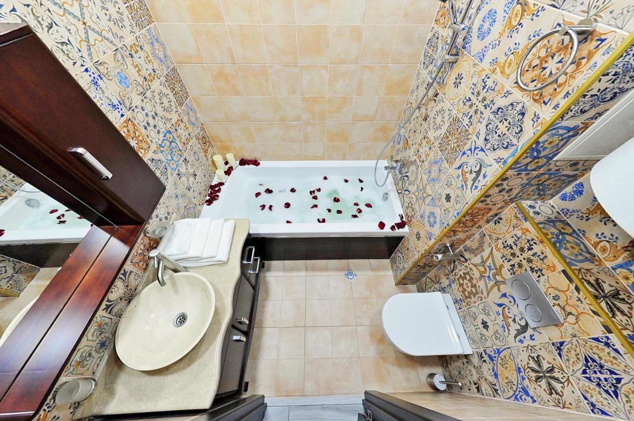 Bliss Apartaments On The 22Nd Floor Batumi Exterior photo