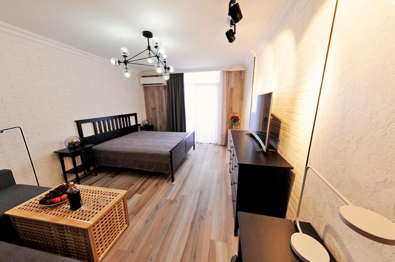 Bliss Apartaments On The 22Nd Floor Batumi Exterior photo